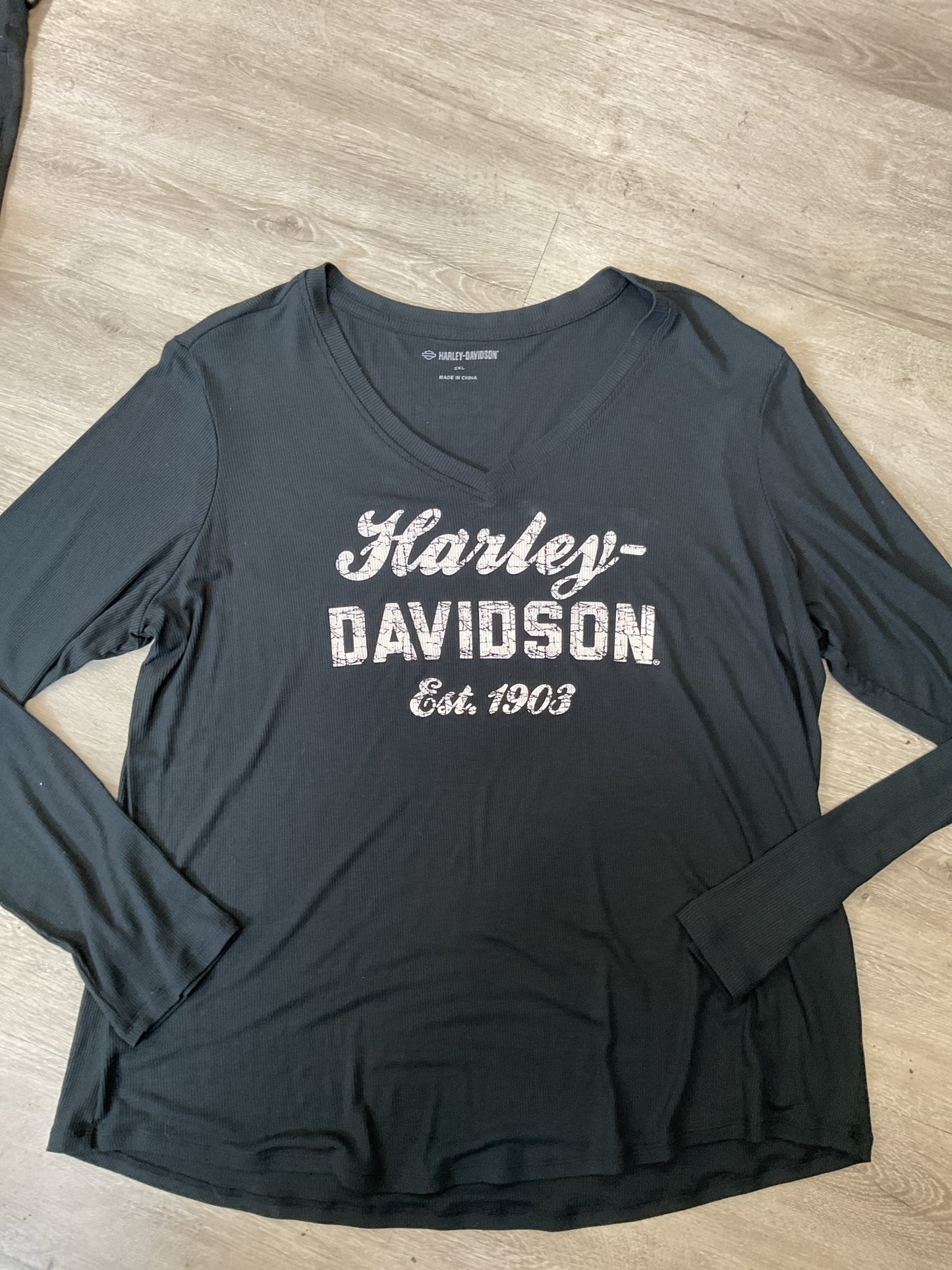 Harley Davidson Size 2X Black Shirt ribbed long sleeve V neck