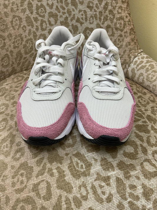 Nike size 6.5 Air Max  shoes