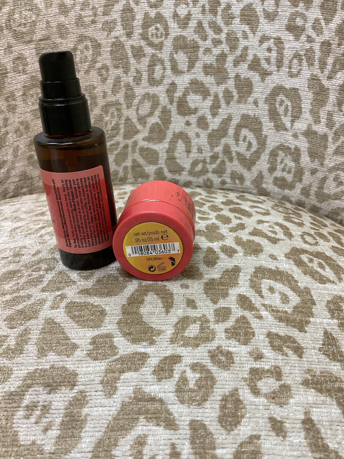 Two piece Aveda Set Cosmetics