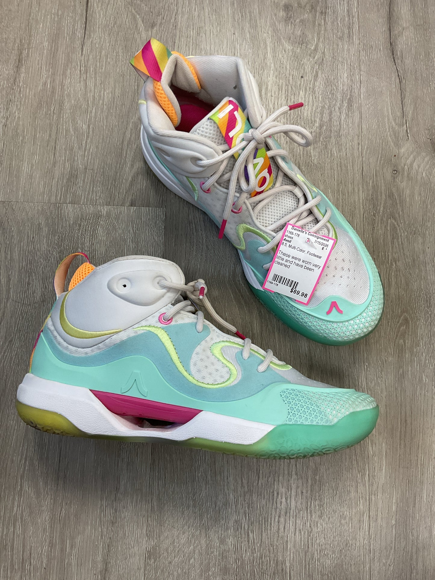 Avoli 8.5 Multi-Color shoes mid beach glass