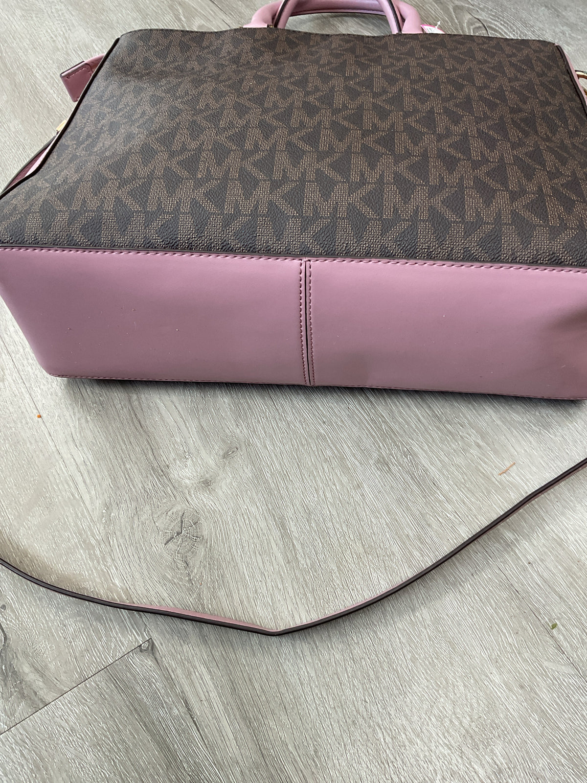 Michael Kors Purse Jessie Large Signiture business tablet purse pink & brown
