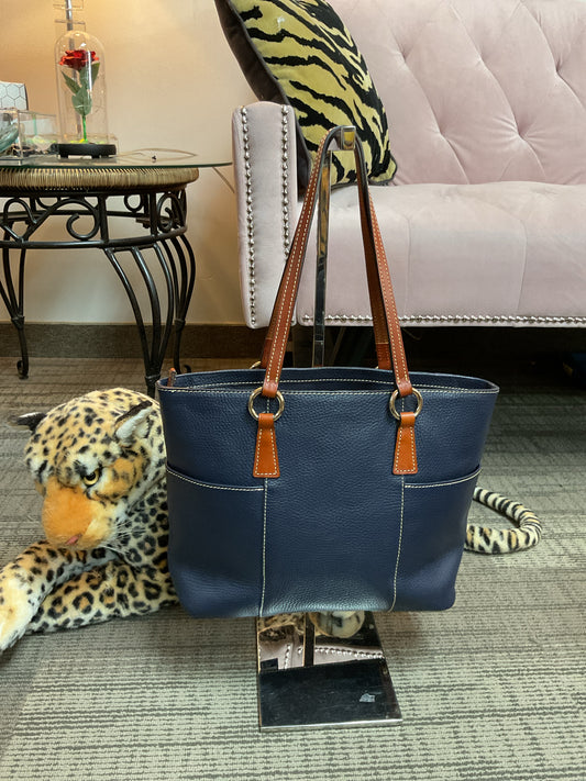 Dooney & Bourke Purse NWT small Helena shopper tote purse