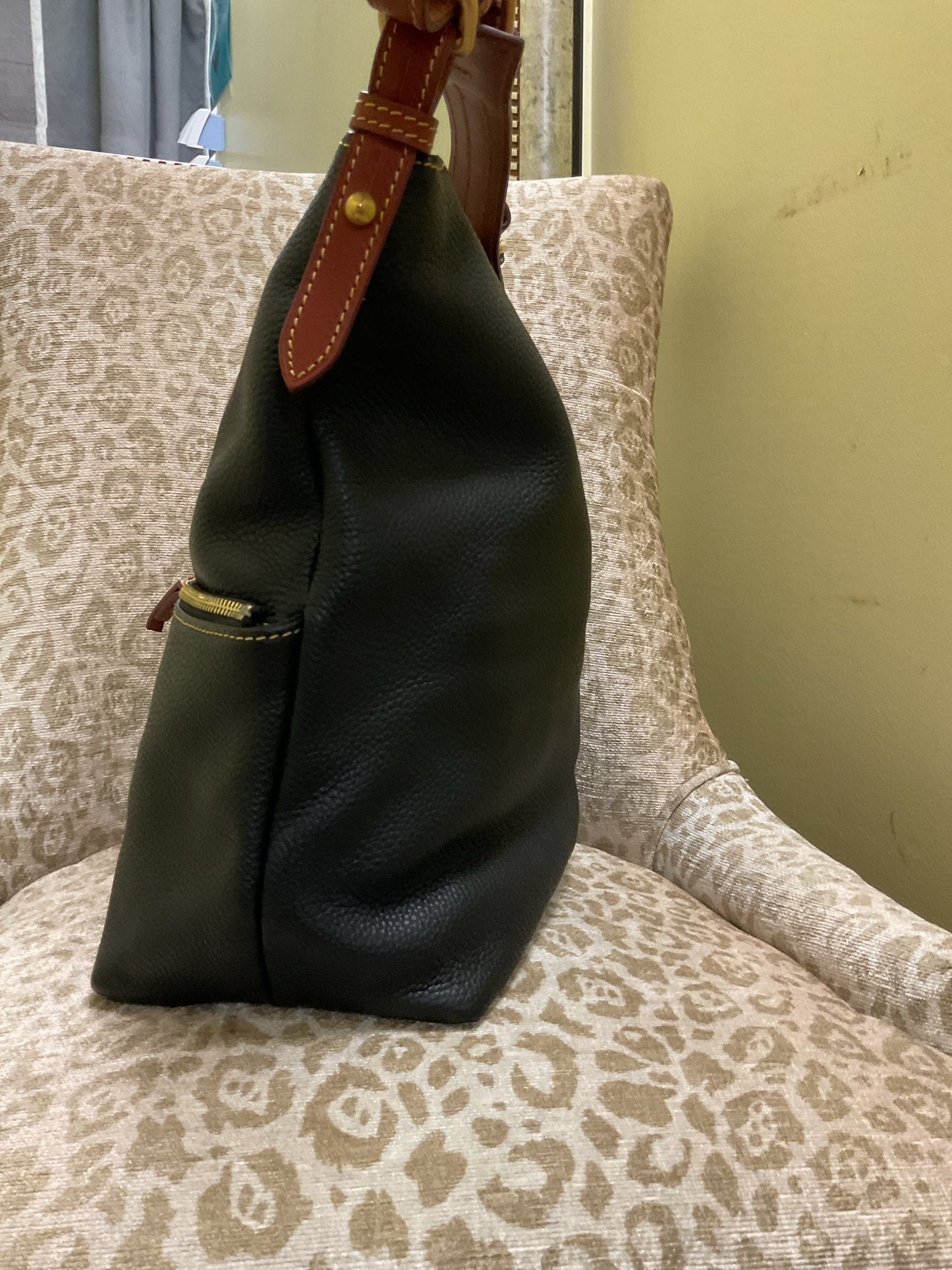 Dooney & Bourke medium pocket satchel Purse