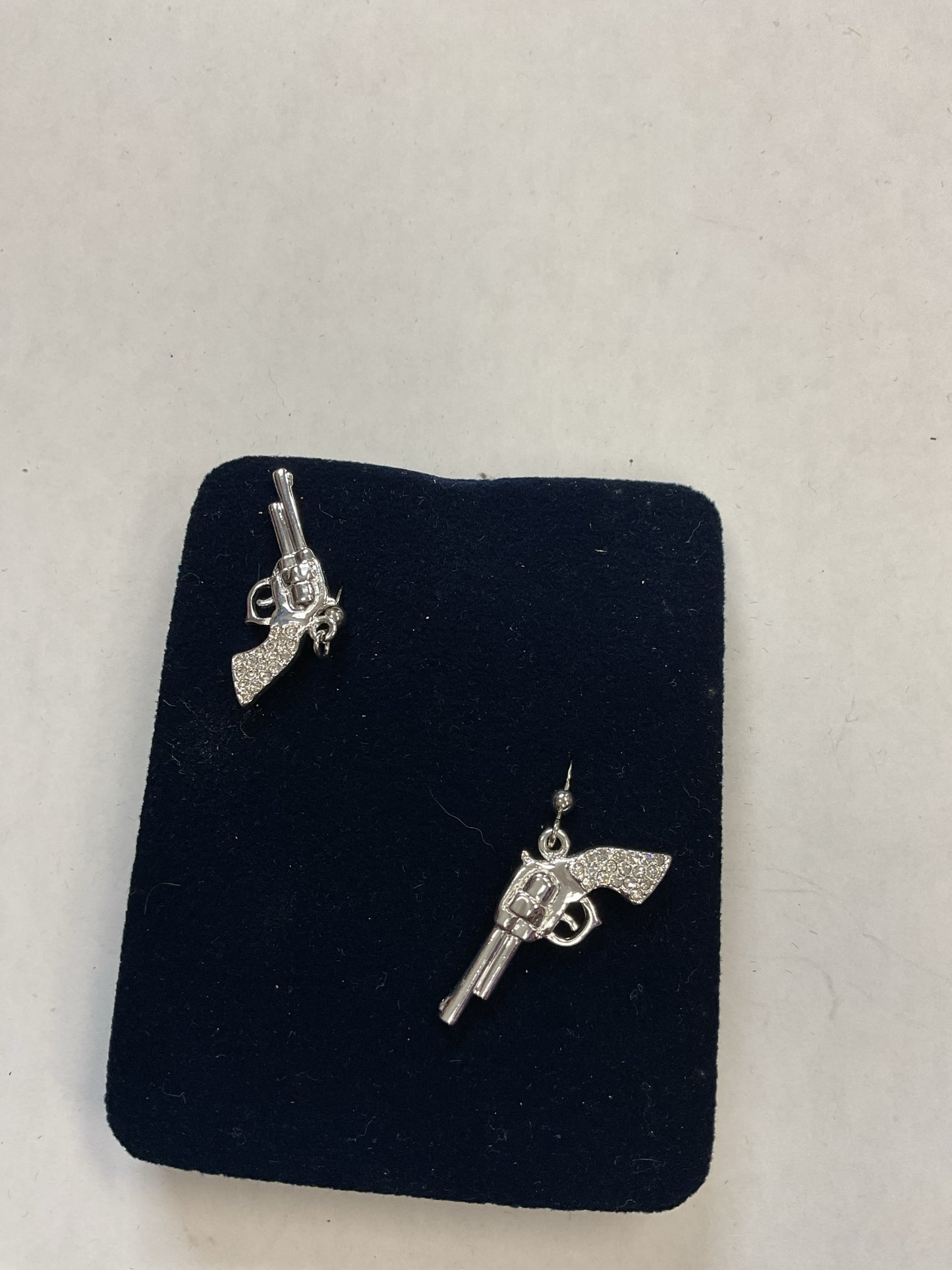 Montana Silversmiths Earrings pistol gun earrings