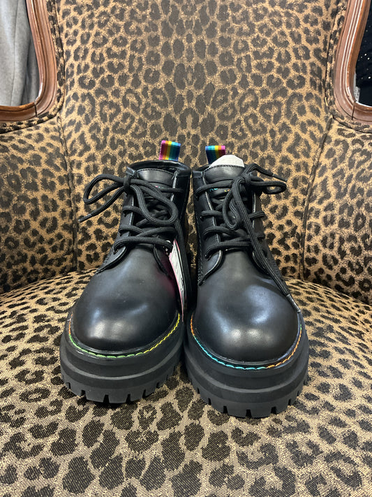 KURT GEIGER 5.5 Black Boots