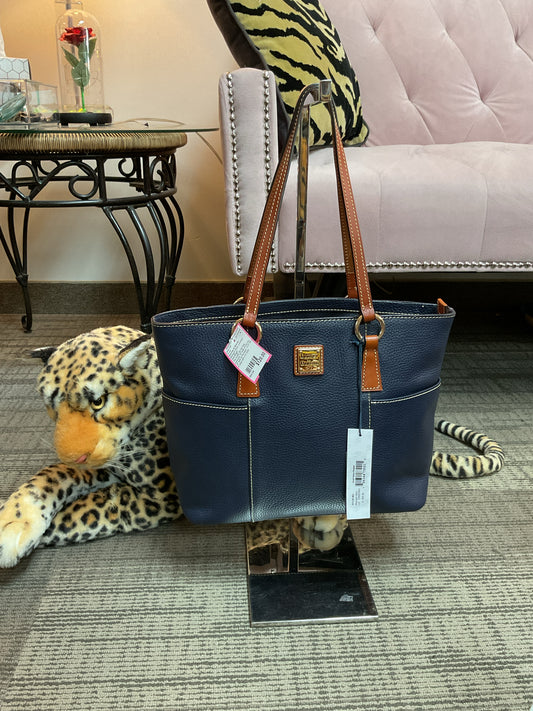 Dooney & Bourke Purse NWT small Helena shopper tote purse