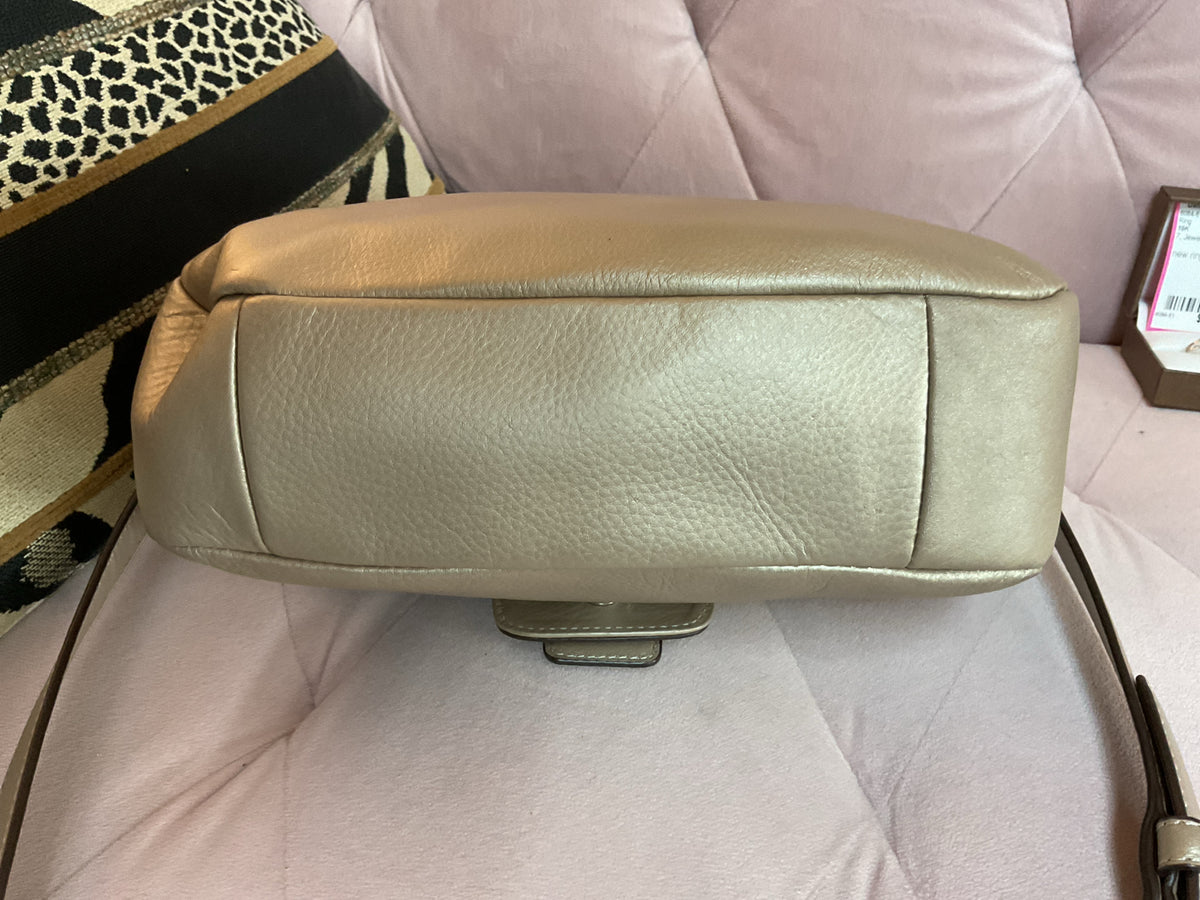 coach Purse champaigne Taylor Leather MINT Condition